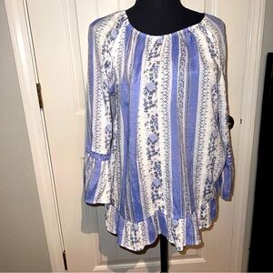 Fred Davis Womens Boho Blouse Floral Size Medium Blue and White